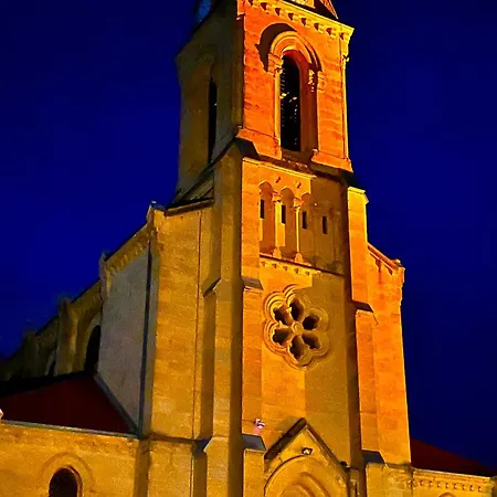 2 * Saint-Siméon-de-Bressieux